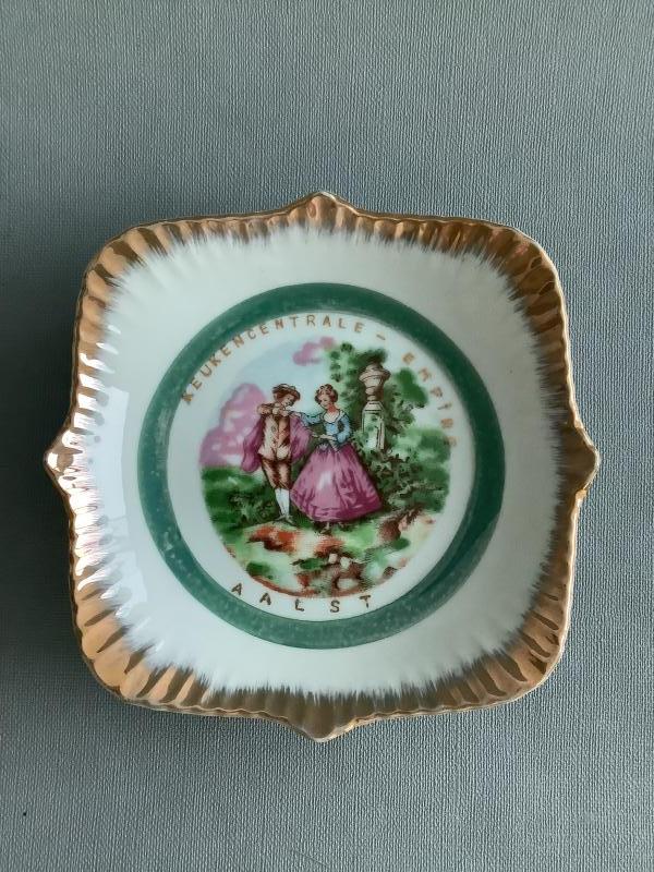 Schoteltje Keukencentrale Empire - Foto 1