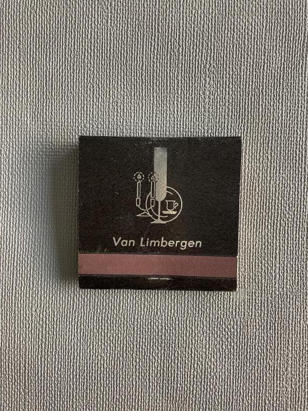 Luciiferdoosje Van Limbergen - Foto 1